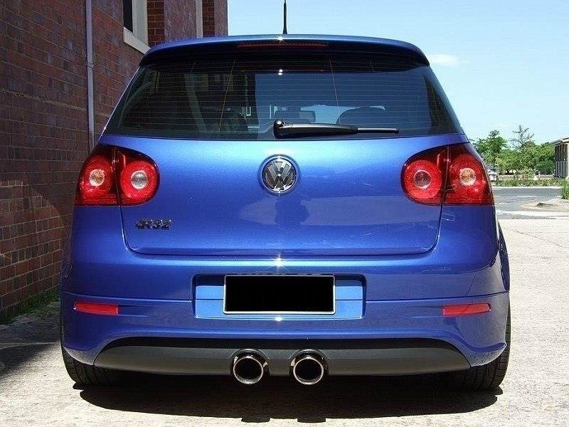 MAXTON DESIGN | R32 Style Rear Diffuser Valance (VW Golf MK5)